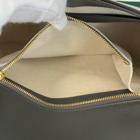 GUCCI Gray Leather Horsebit Shoulder Bag - Picture 7 of 10